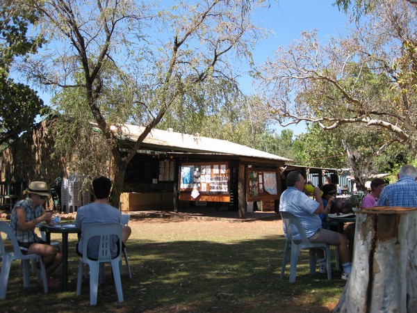 n_img_0816__old_saddle_shed_restaurant.jpg