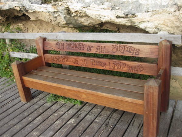 n_img_3445__memorial_bench_for_surfers.jpg