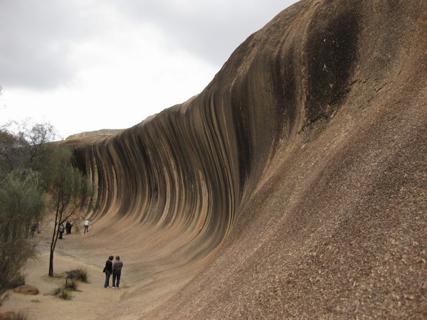 n_img_4213__wave_rock__near_hyden_township.jpg