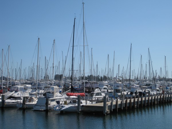 n_img_4320__recreational_marina__in_fremantle.jpg