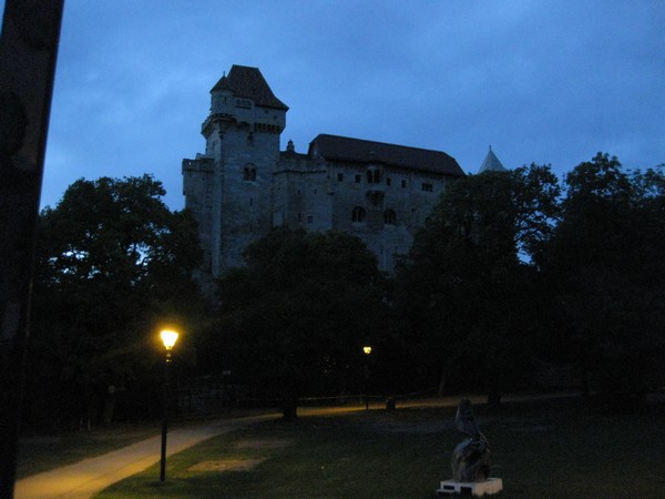 n_img_2671_castle_in_the_vienna_woods.jpg