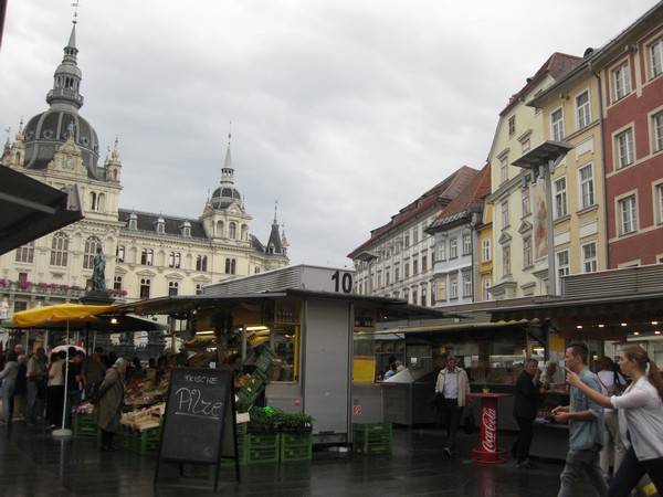 n_img_2698_thursday_market_in_graz.jpg