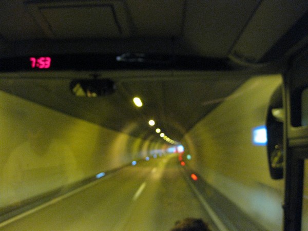 n_img_2791_inside_that_tunnel.jpg