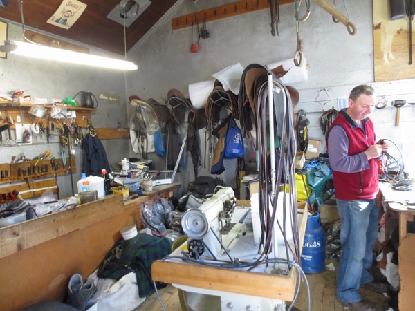 n_img_2786__tack_maintenance_shop.jpg