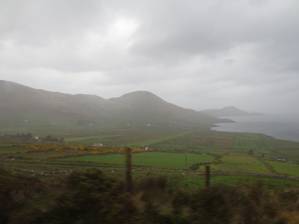 n_img_3160__between_cahirsiveen_and_waterville.jpg