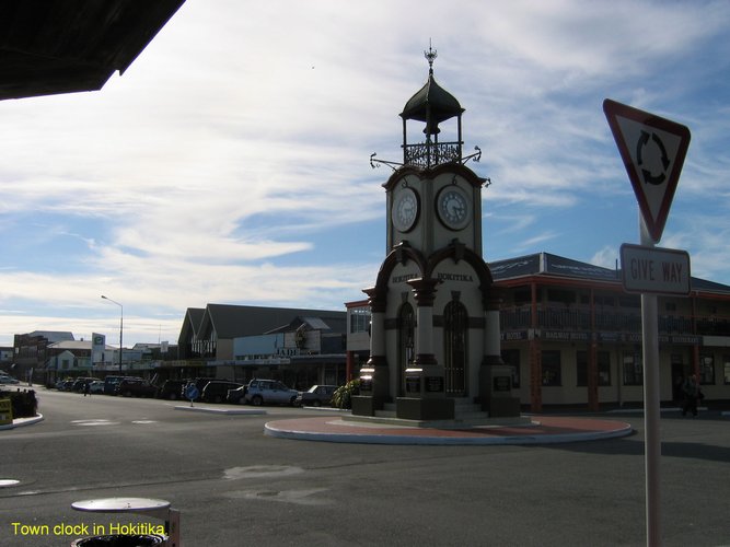 2007_03_27__2067_town_clock_in_hokitika.jpg