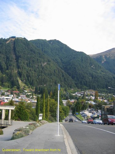 2007_03_29__2170_queenstown___toward_downtown_from_hotel.jpg